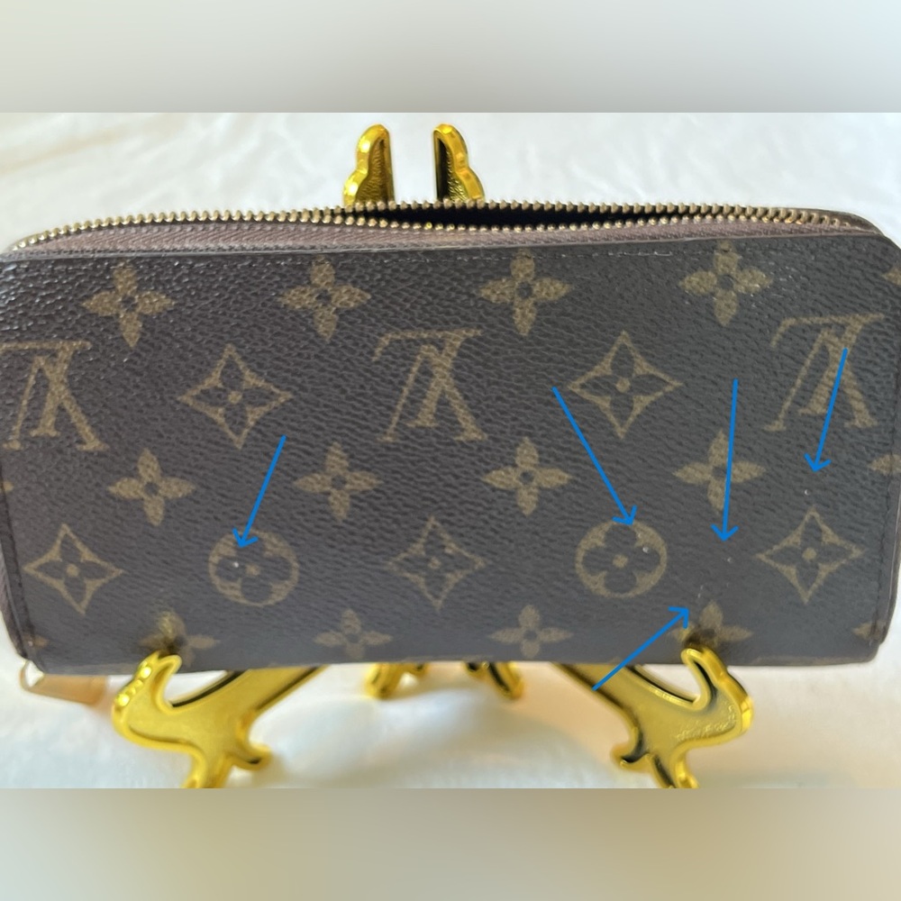 Louis Vuitton Monogram Zippy Wallet - Picture 7 of 16